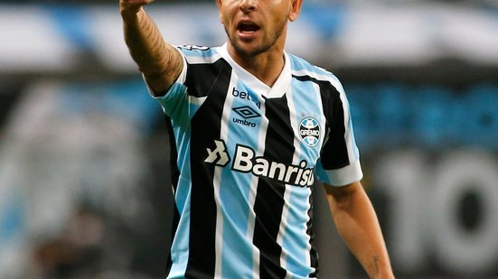 Silvio Avila / Getty Images