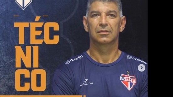 Imagem Bahia de Feira anuncia novo técnico para a Série D