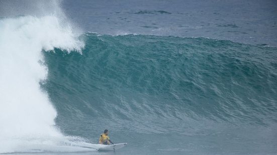 Aaron Hughes / Word Surf League