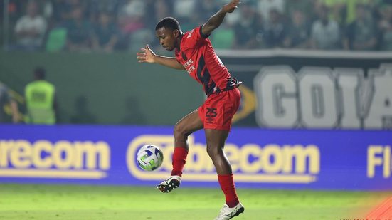 Gustavo Oliveira/Athletico