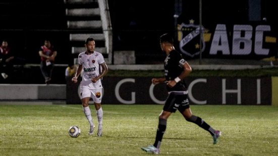 Cristiano Santos/Botafogo-PB