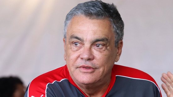 Imagem Em coletiva, Paulo Carneiro anuncia política de desenvolvimento do Vitória a partir de 2020
