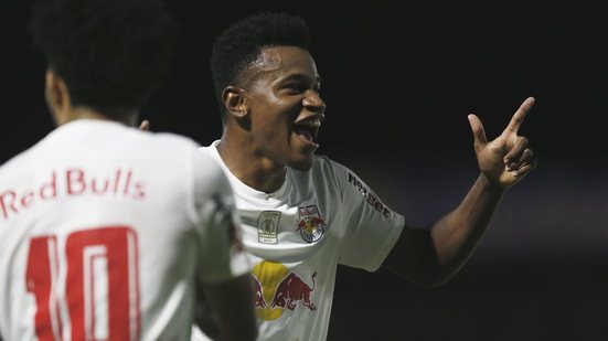 Imagem Entrevista: Eric Ramires relembra trajetória e revela “principal objetivo” no RB Bragantino