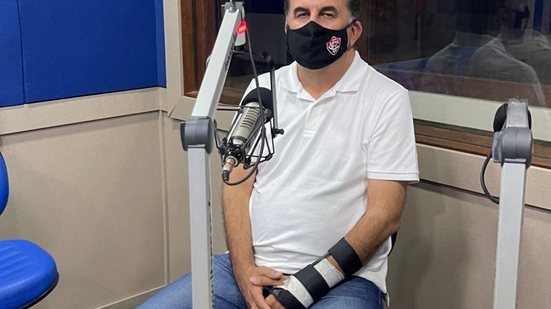 Imagem "Me entregaram o time na Série C", afirma o presidente interino do Vitória