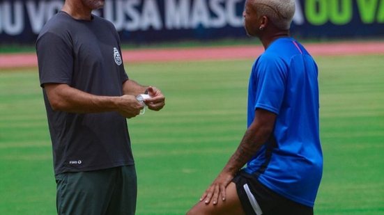 Imagem Diretor do Botafogo-BA fala sobre construção do elenco e expectativas futuras do clube