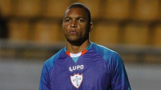 Imagem Ex-goleiro do Vitória deve disputar a Libertadores em 2013
