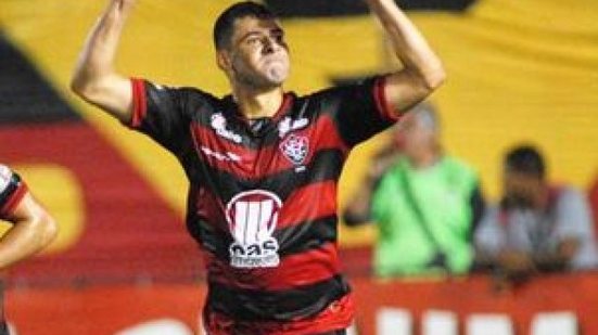 Imagem Atacante do Vitória deve enfrentar o ABC no sábado