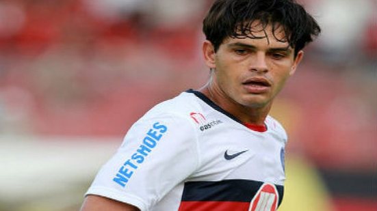 Imagem Fahel deve estar em campo contra o Flamengo