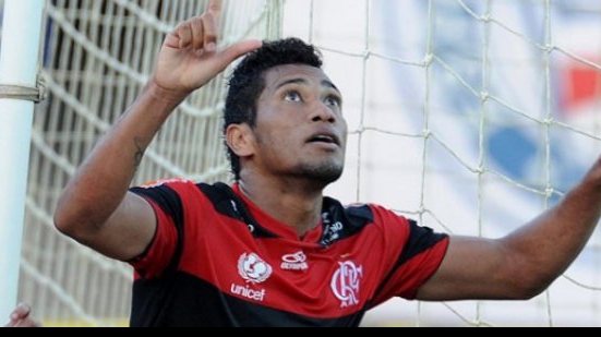 Imagem Atacante do Fla espera voltar a fazer gol contra o Bahia
