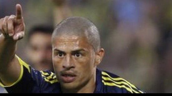 Imagem Alex dará preferência ao Palmeiras, segundo dirigente