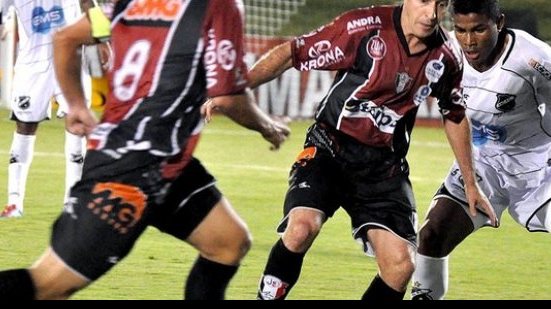 Imagem Joinville empata com Barueri e pode se distanciar do G4 da série B