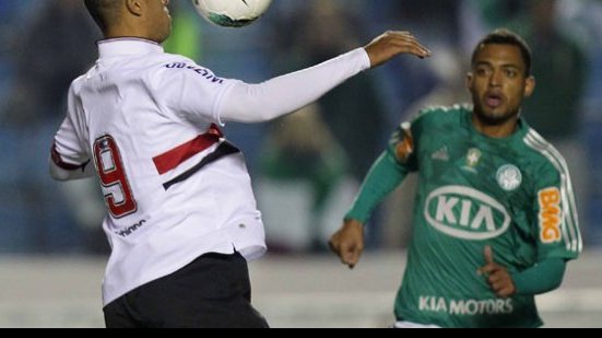 Imagem Com show de Lucas e gols de Luis Fabiano, São Paulo goleia o Palmeiras