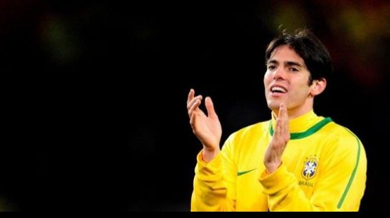 Imagem De ídolo à fã! Kaká elogia Neymar e Oscar