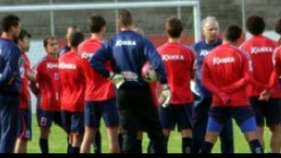 Imagem Jogadores do Paraná reclamam de salários atrasados