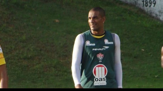Imagem Zagueiro Rodrigo promete entregar os &quot;podres&quot; no Vitória