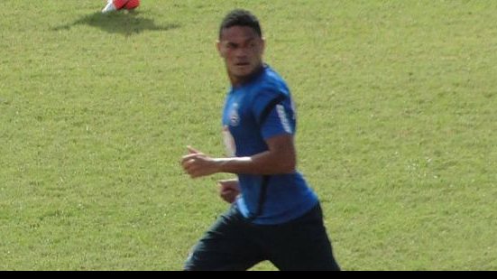 Imagem Vetado contra o Palmeiras, Hélder pode voltar contra o Corinthians