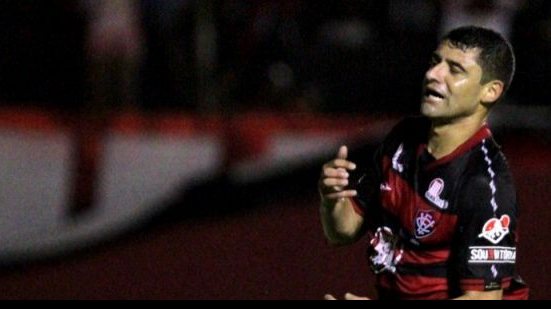 Imagem William quer &quot;festa&quot; no Barradão no próximo sábado