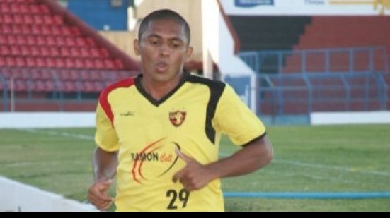 Imagem Vitória da Conquista anuncia contratação de lateral-esquerdo