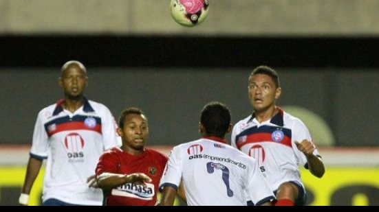 Imagem Bahia empata com o Feirense e segue na lanterna da Copa Governador