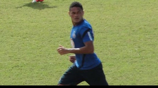 Imagem Souza e Hélder seguem de fora do Bahia