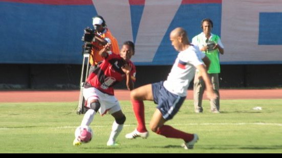 Imagem Internauta acredita no acesso do Leão e rebaixamento do tricolor