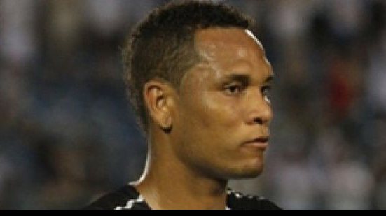 Imagem Ex-zagueiros do Bahia são liberados pelo Ceará