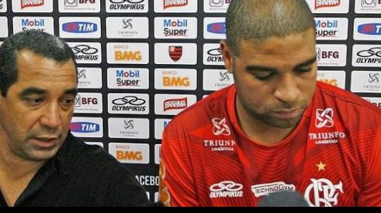 Imagem Adriano decide se dar &quot;férias&quot; e retorna ao futebol em 2013