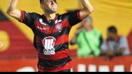 Imagem Vitória vence América/MG e assume vice-liderança da série B