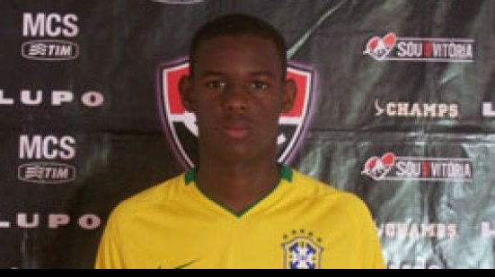 Imagem FBF publica proposta do Vitória para o lateral Romário