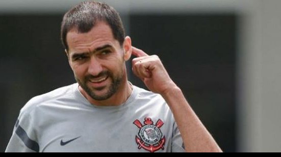 Imagem Meia do Corinthians previne jogadores contra os terremotos