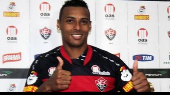 Imagem Vitória terá dois desfalques contra o Ceará