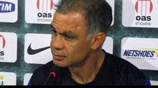 Imagem Jorginho critica 1º tempo do Bahia e exalta a torcida