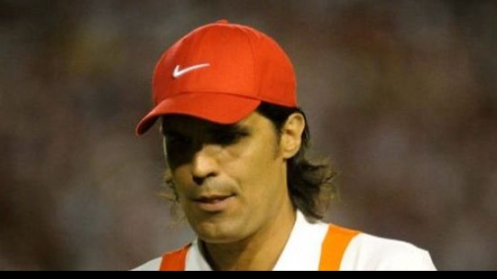 Imagem Internacional anuncia demissão de Fernandão