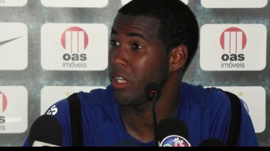 Imagem Jovem lateral se diz pronto para ajudar o Bahia