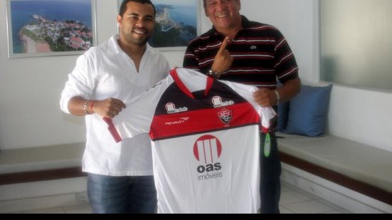 Imagem Torcedor do Vitória recebe prêmio do Galáticos Online