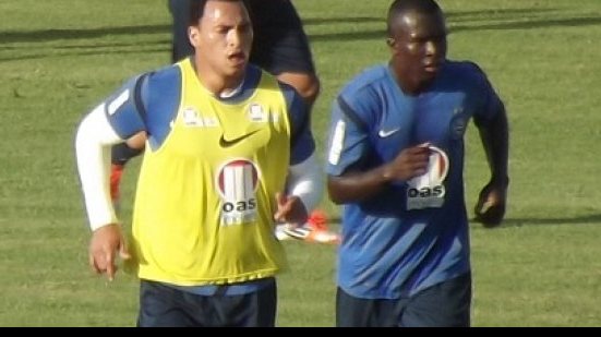 Imagem De olho em 2013, Bahia recebe em Náutico buscando permanência na elite