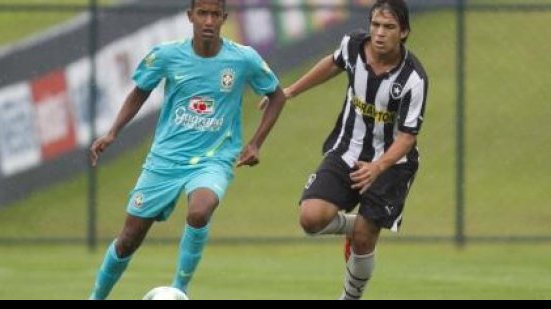 Imagem Lateral do Bahia embarca com a Seleção Sub-17
