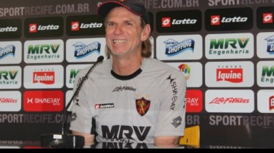 Imagem Sérgio Guedes joga favoritismo do clássico para cima do Náutico