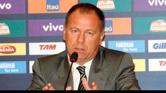 Imagem Cruzeiro mantém contatos para contratar Mano Menezes