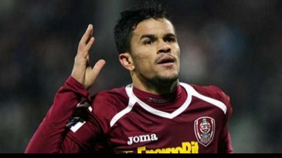 Imagem Destaque do Cluj, Rafael Bastos diz ter propostas de clubes maiores