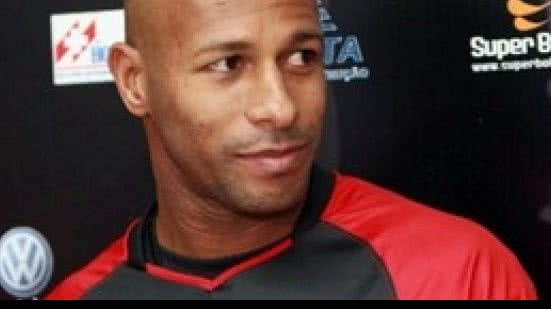 Imagem Um dos destaques do Atlético/GO deixa a equipe