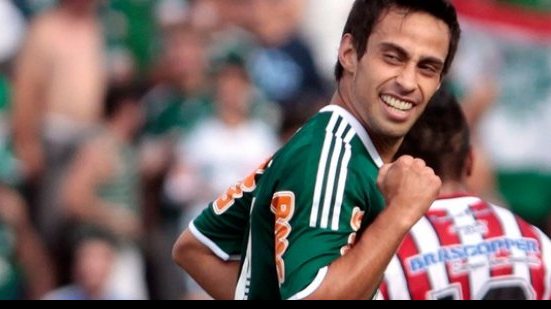 Imagem Valdivia pode trocar Palmeiras pelo futebol europeu