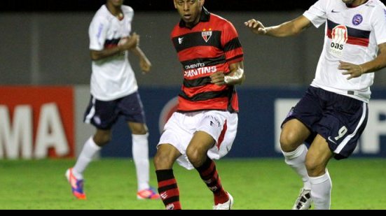 Imagem Bahia decide seu futuro contra o Atlético (GO)