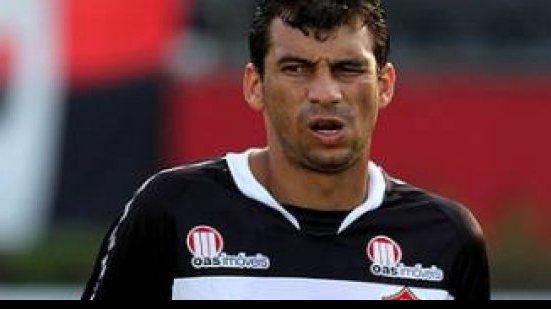 Imagem Presidente do Bahia confirma interesse na contratação de Neto Baiano