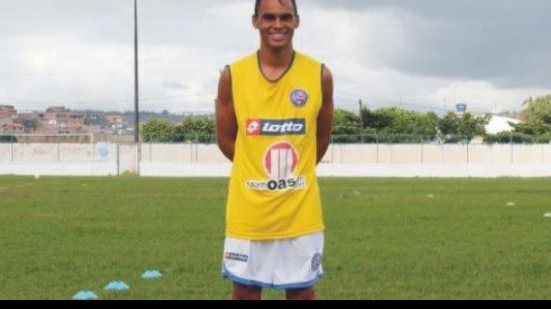 Imagem Newton Mota sobre Paulinho: &quot;É amigo da noite&quot;
