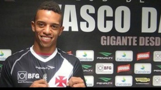 Imagem Lateral revelado no Bahia é dispensado do Vasco