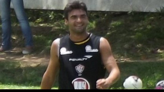 Imagem Arthur Maia espera ser valorizado para se manter no Vitória