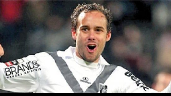 Imagem Site português confirma negociações entre Vitória e Rodrigo Defendi