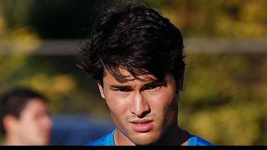 Imagem Cruzeiro confirma empréstimo de Pedro Ken ao Vasco