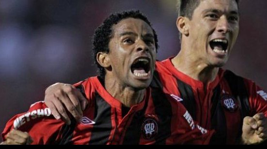Imagem Figueirense anuncia contratação de Wellington Saci